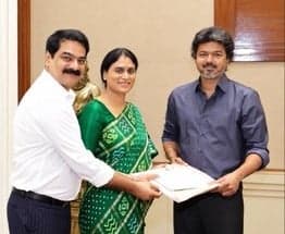 కుమార్తె పెళ్లికి తమిళనాడు సీఎం విజయ్‌కు షర్మిల ఆహ్వానం