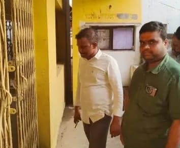 పాలకొండ పోలమాంబ ఆలయంలో చోరీ