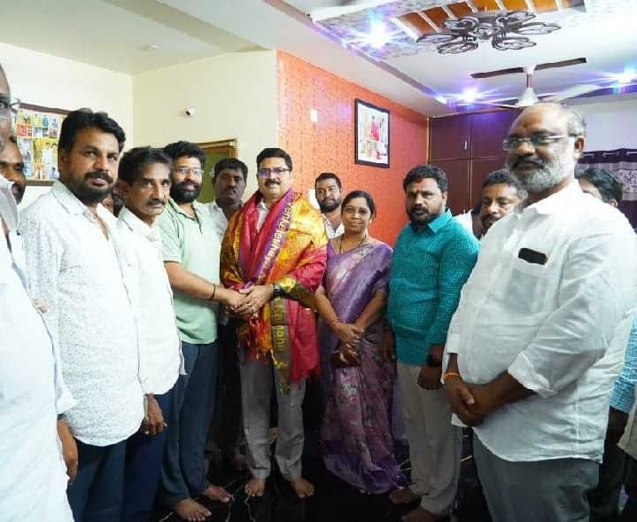 రాజమండ్రిలో 27న బీసీ సదస్సు - Udayam