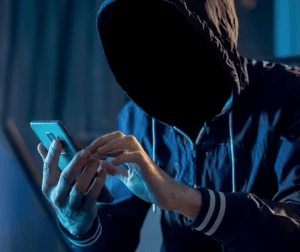 హైదరాబాద్‌లో విస్తుపోయే మోసం! - Udayam Digital