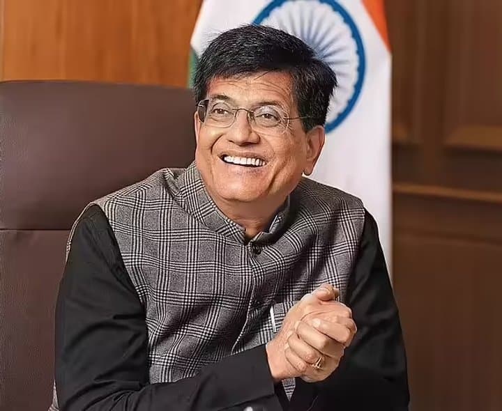 యువతలో మోదీకి పెరుగుతున్న ఆదరణే రాహుల్‌కు భయం
