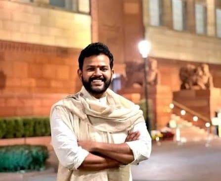 విశాఖలో  56 వేల ఉద్యోగాలు