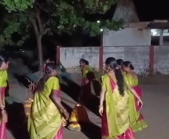 అశ్వాపురంలో ఘనంగా అట్ల బతుకమ్మ వేడుకలు - Udayam