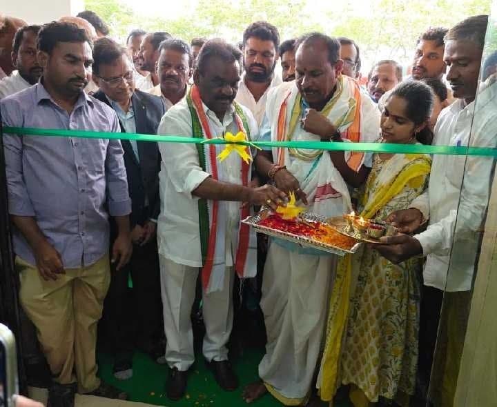 శాలిగౌరారంలో డీసీసీ బ్యాంకు నూతన శాఖ ప్రారంభం - Udayam