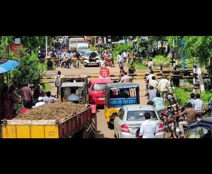 ఉంగుటూరు: ఆర్వోబీల నిర్మాణానికి ఆలస్యం