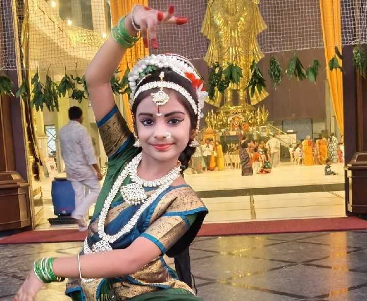అమలాపురం బాలికకు గిన్నిస్ రికార్డు - Udayam