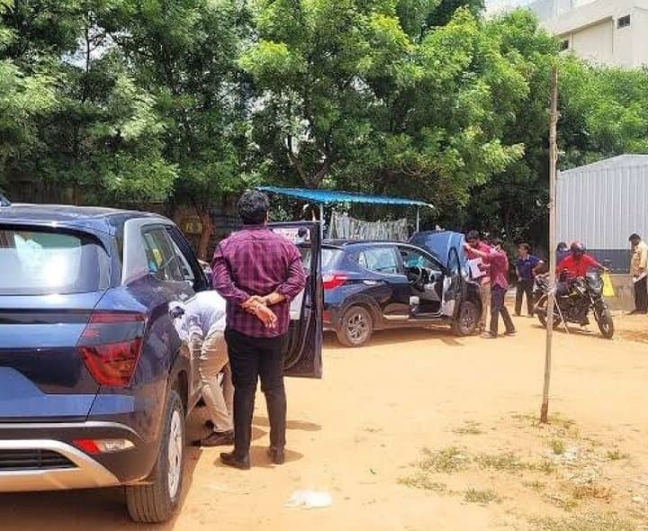 RTA కార్యాలయాల్లో బ్రోకర్లపై నిషేధం