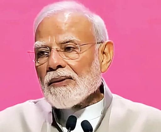 మరిన్ని దేశాలకు UPI ని విస్తరించాలి - Udayam