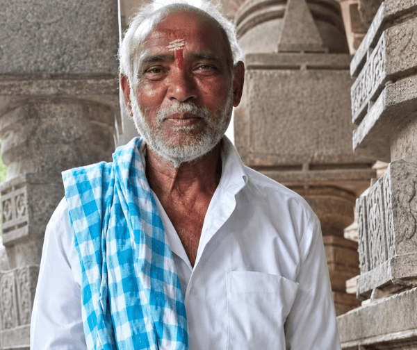 పంట కొనుగోళ్ల జాప్యంతో ఆవేదన.. గుండెపోటుతో రైతు మృతి! - Udayam Digital