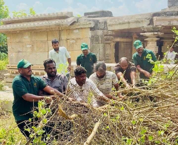 కూసుమంచిలో ముక్కంటేశ్వరాలయం శుభ్రం - Udayam
