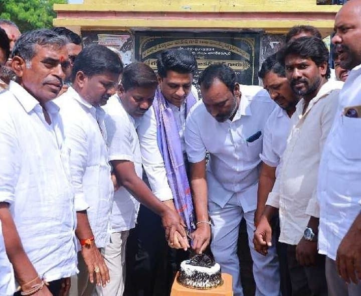 ఘనంగా సర్వాయి పాపన్న జయంతి వేడుకలు