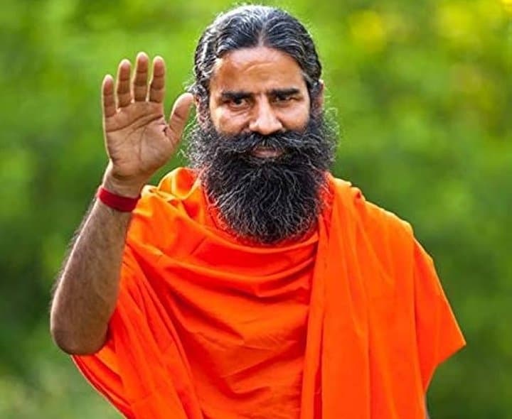ప్రభుత్వ ఉద్యోగులు పిల్లలను ప్రభుత్వ పాఠశాలల్లో చేర్పించాలి