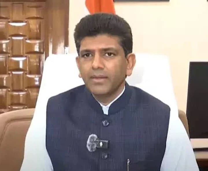 కొత్త గ్రంథాలయానికి ఒప్పందం - Udayam