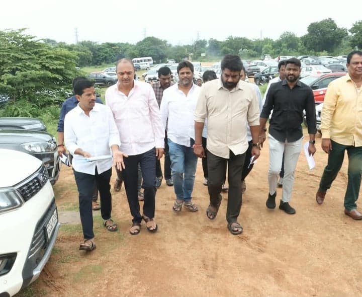 జీఓ 240 వద్దు: రైతులతో ఎమ్మెల్యే