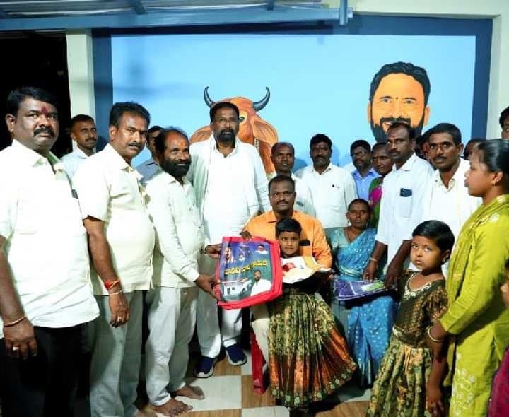 ఇందిరమ్మ ఇండ్లను  ప్రారంభించిన మంత్రి వాకిటి 