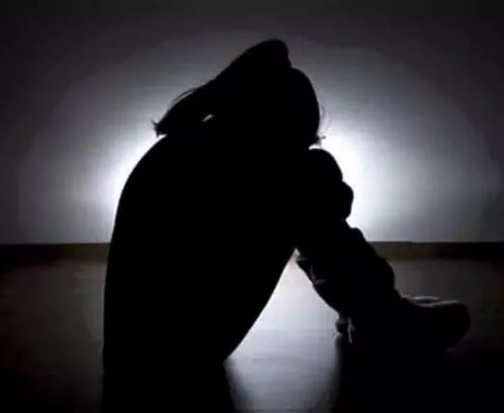 మనవరాలిపై తాత లైంగిక దాడి