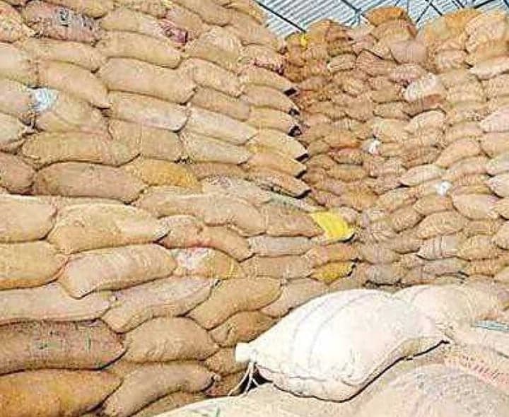 వరంగల్‌లో సీఎంఆర్‌ బకాయిలు - Udayam