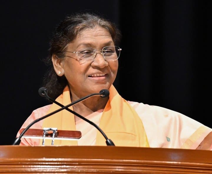 లవ్‌ప్రీత్ సింగ్, సీమ కాలిరామ్నాకు రాష్ట్రపతి ముర్ము అభినందనలు - Udayam Digital