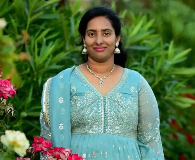అమెరికాలో గుండెపోటుతో తెలుగు యువతి మృతి