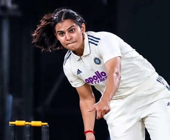 వైష్ణవి ఆరు వికెట్లు.. ఆసీస్‌ 176 ఆలౌట్‌