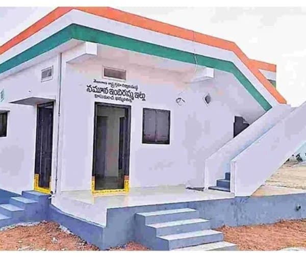 ఇందిరమ్మ ఇళ్ల లబ్ధిదారులకు ప్రభుత్వం బంపర్ ఆఫర్ - Udayam Digital