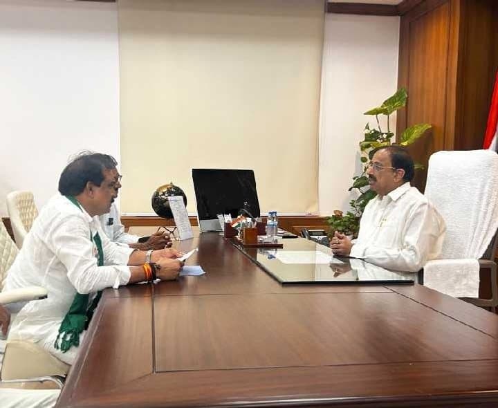 పంట నష్ట పరిహారం కోసం ఎమ్మెల్యే వినతి