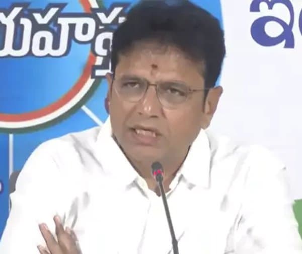 బీఆర్‌ఎస్‌ విమర్శలపై మంత్రి శ్రీధర్‌బాబు ఫైర్ - Udayam Digital