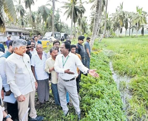 తుపాను పరిహారంపై బాబు వ్యాఖ్యలు - Udayam