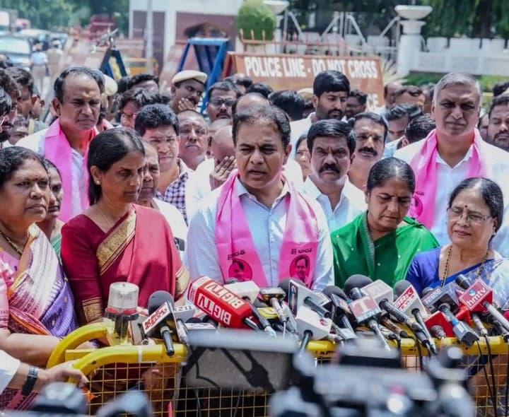 22 మంది బీఆర్ఎస్ ఎమ్మెల్యేల సస్పెన్షన్