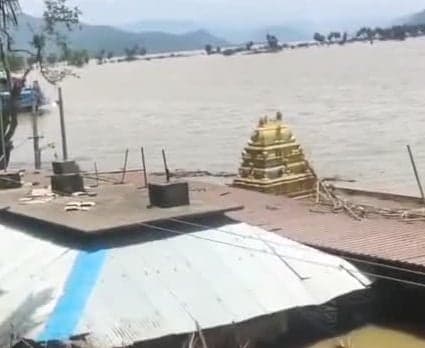 3 నెలలుగా వరద నీటిలో ఆలయం