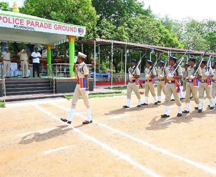 స్వాతంత్య్ర వేడుకలకు పోలీసుల భారీ ఏర్పాట్లు