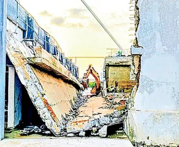 ఇథనాల్‌ కర్మాగారంలో గోడ కూలి ఇంజినీర్‌ మృతి