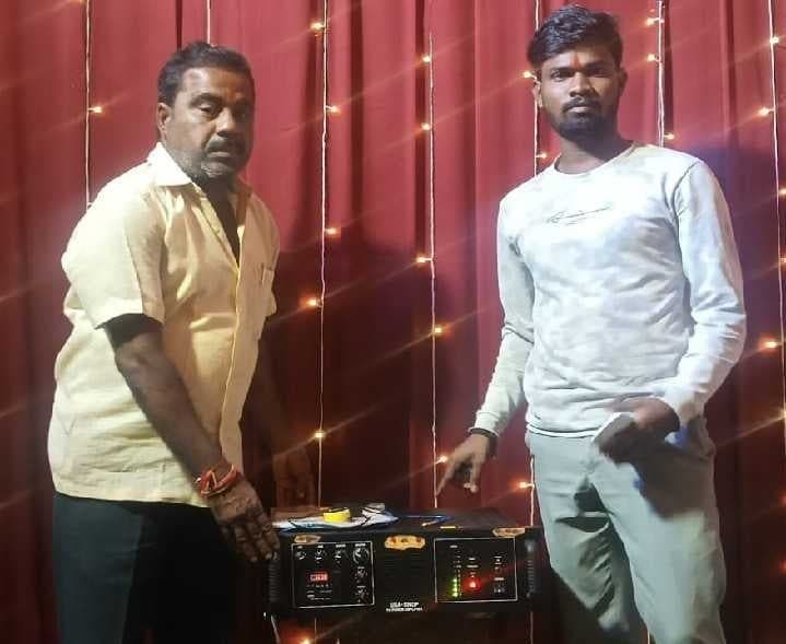 మహాగణపతి మండపానికి మైక్ సెట్ విరాళం - Udayam