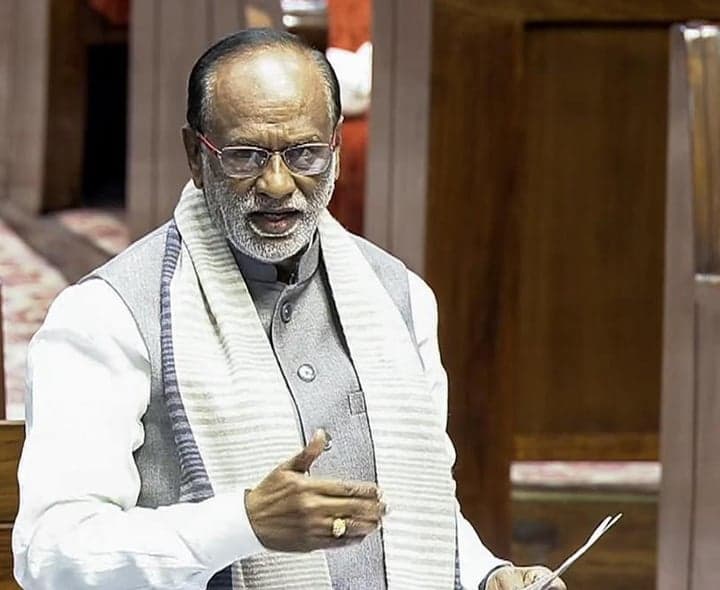 యూసీసీని ఓవైసీ రాజకీయ కోణంలో చూస్తున్నారు