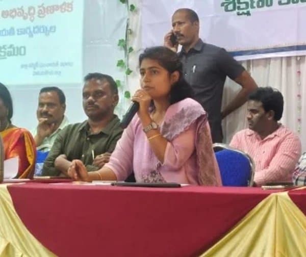 పంచాయతీలు ఆదాయ వనరులపై దృష్టి సారించాలి