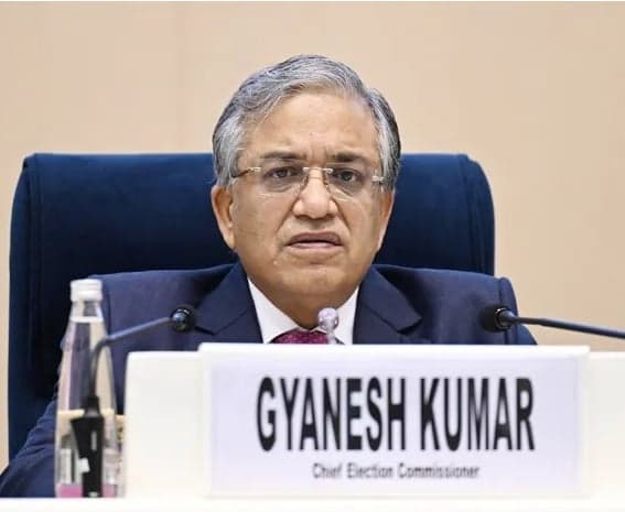 సీఈసీ జ్ఞానేశ్‌ కుమార్‌కు విజిలెన్స్ షాక్