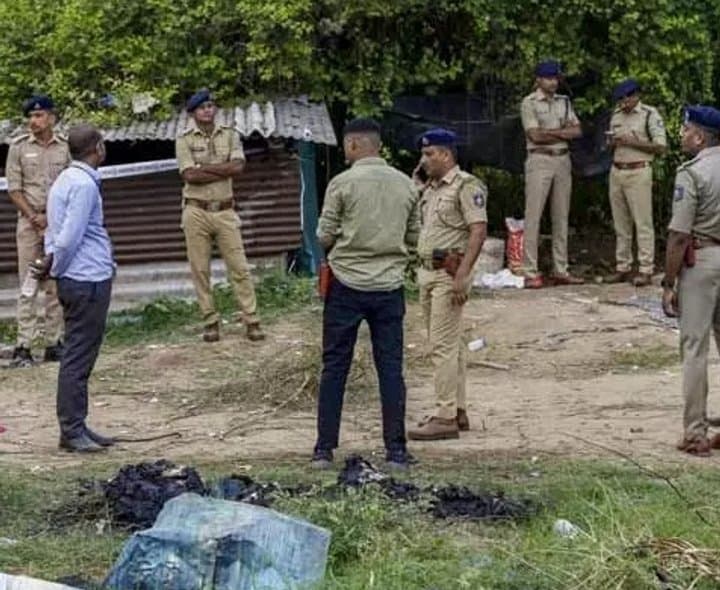 గుజరాత్‌లో భారీ అగ్నిప్రమాదం