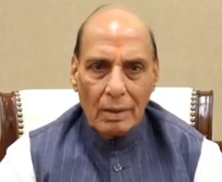 ఖర్గే వ్యాఖ్యలపై రాజ్‌నాథ్ సింగ్ ఆగ్రహం