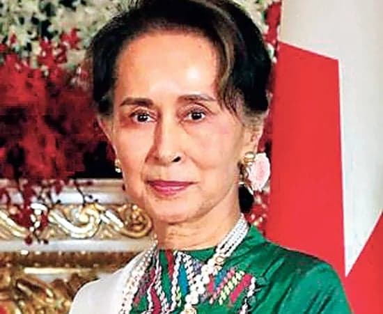  ఐదేళ్ల తర్వాత కుమారుడితో ఫోన్‌ సంభాషణ