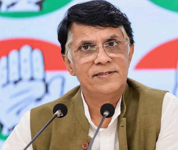 పవన్‌ ఖేడాకు ఊరట: సుప్రీంకోర్టులో ముందస్తు బెయిల్‌ మంజూరు - Udayam Digital