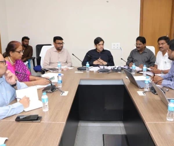 మహిళా సంఘాల సభ్యులకు ఆరోగ్య పరీక్షలు