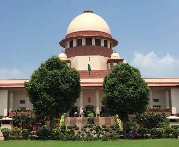 పిల్లల సోషల్ మీడియాపై సుప్రీంకోర్టు స్పందన