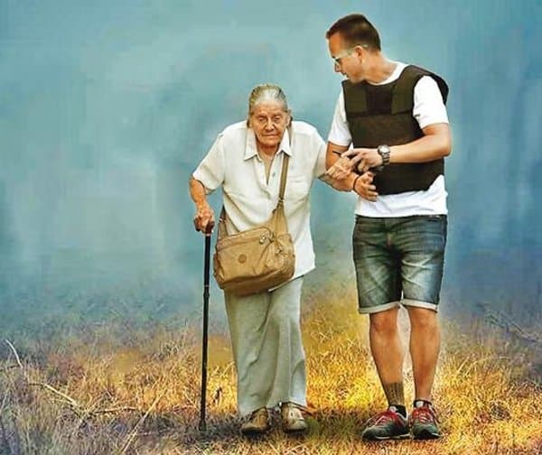 కన్నవారిని కాదంటే ఆస్తి హుష్‌కాకి