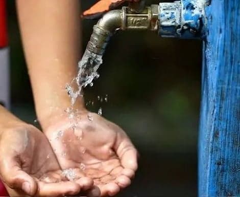 హైదరాబాద్‌కు నీటి కష్టాలు.. జలాశయాల్లో అడుగంటిన నిల్వలు