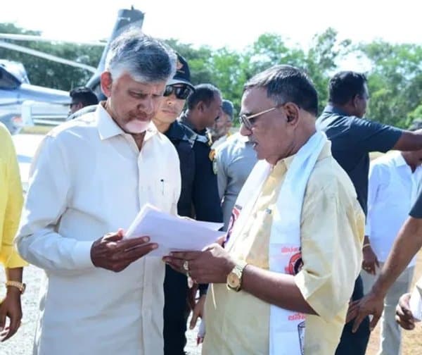 సీఎం చంద్రబాబును కలిసిన వాల్మీకి సంఘం నేతలు