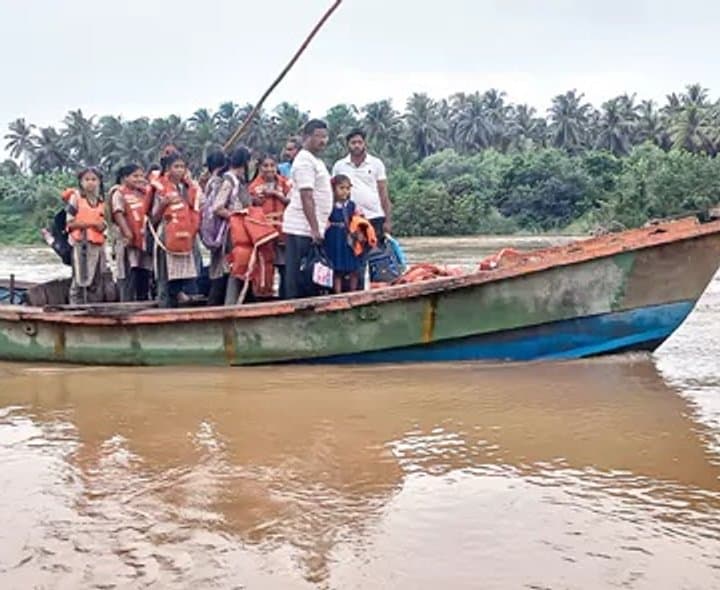 గోదావరికి భారీ వరద ఉద్ధృతి