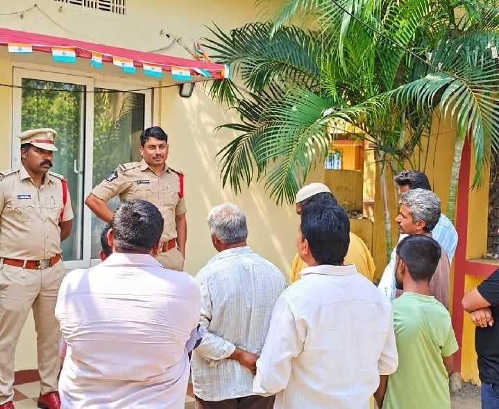 స్క్రాప్ వ్యాపారులు బాధ్యతగా వ్యవహరించాలి - Udayam