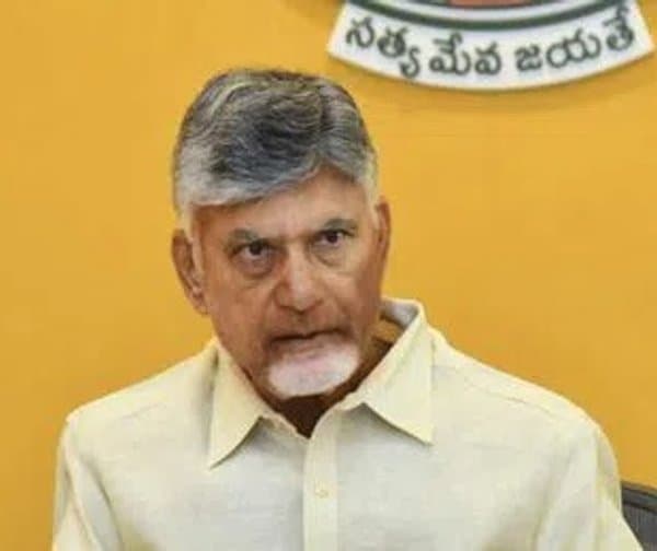 ఆగడాలు ఆపకపోతే వదిలిపెట్టం: చంద్రబాబు హెచ్చరిక