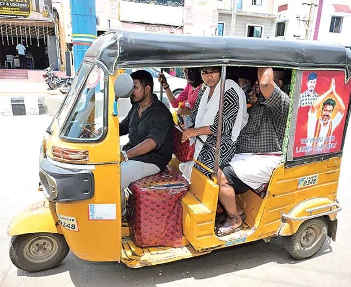 రూ.5కే ఆటో ప్రయాణం అందించిన అజిత్ - Udayam