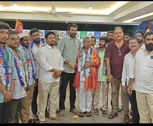 వైసీపీలో చేరిన టీడీపీ నేత వందవాసి రంగా - Udayam